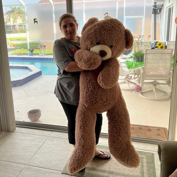 Meet your Posher, Jennifer - Picture 3 of 4